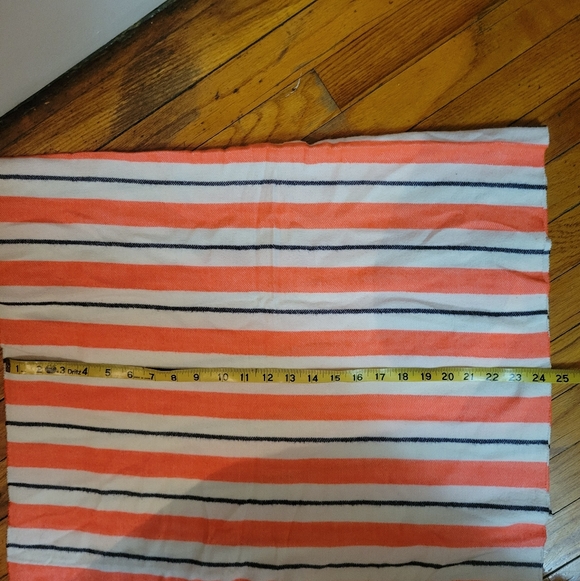 Gap Striped Orange & White Wrap Scarf EUC Winter Holiday Outdoors Vintage - Picture 2 of 8